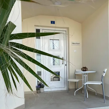 Selena's House